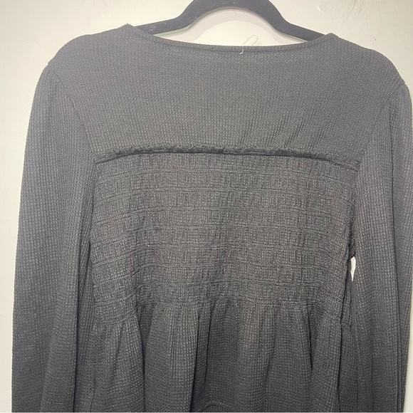 Altar’d State Women’s Black Waffle Knit Peplum Long Sleeve Blouse Top Size L - Picture 8 of 10